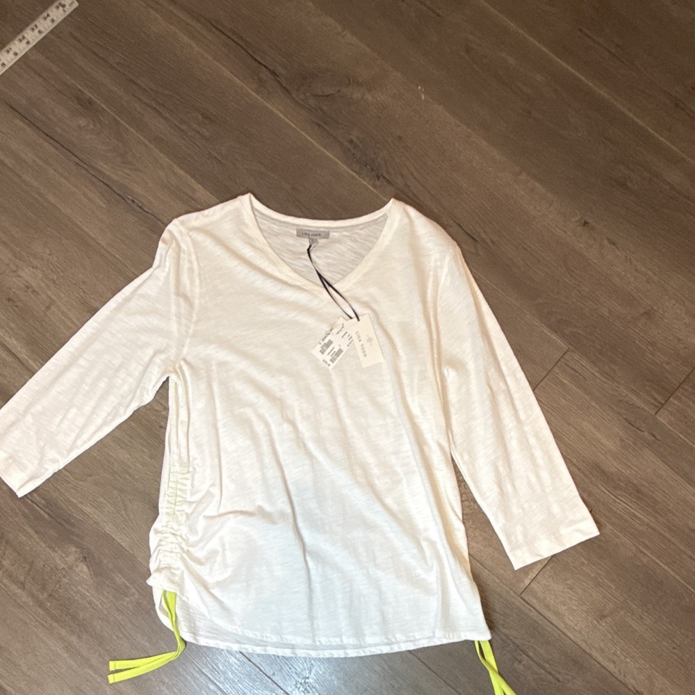 Lisa Todd White‎ V-Neck 3/4 Sleeve Side Drawstring Knit T-Shirt, Size M